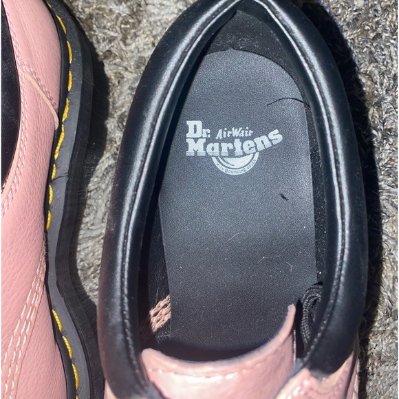 HARDLY WORN WOMEN’S PINK DR. MARTENS SIZE 11 IN EXCELLENT CONDITION - Picture 7 of 9